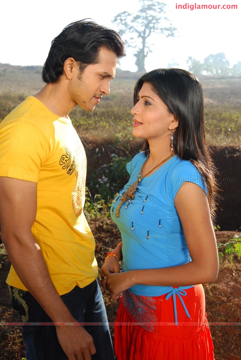 Priyamaina Anjali Movie hd photo