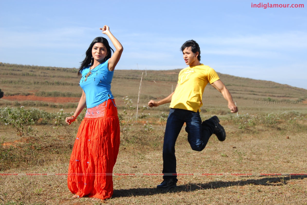 Priyamaina Anjali Movie hd photo