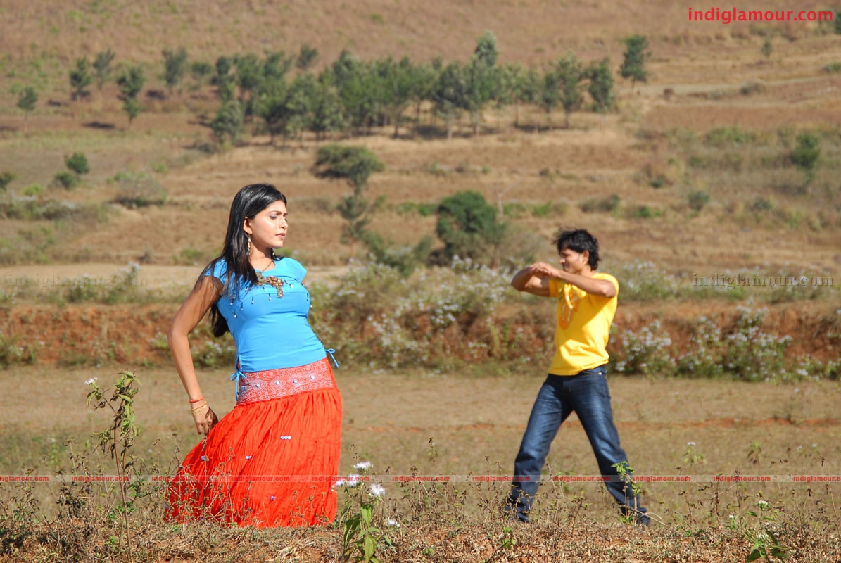 Priyamaina Anjali Movie hd photo