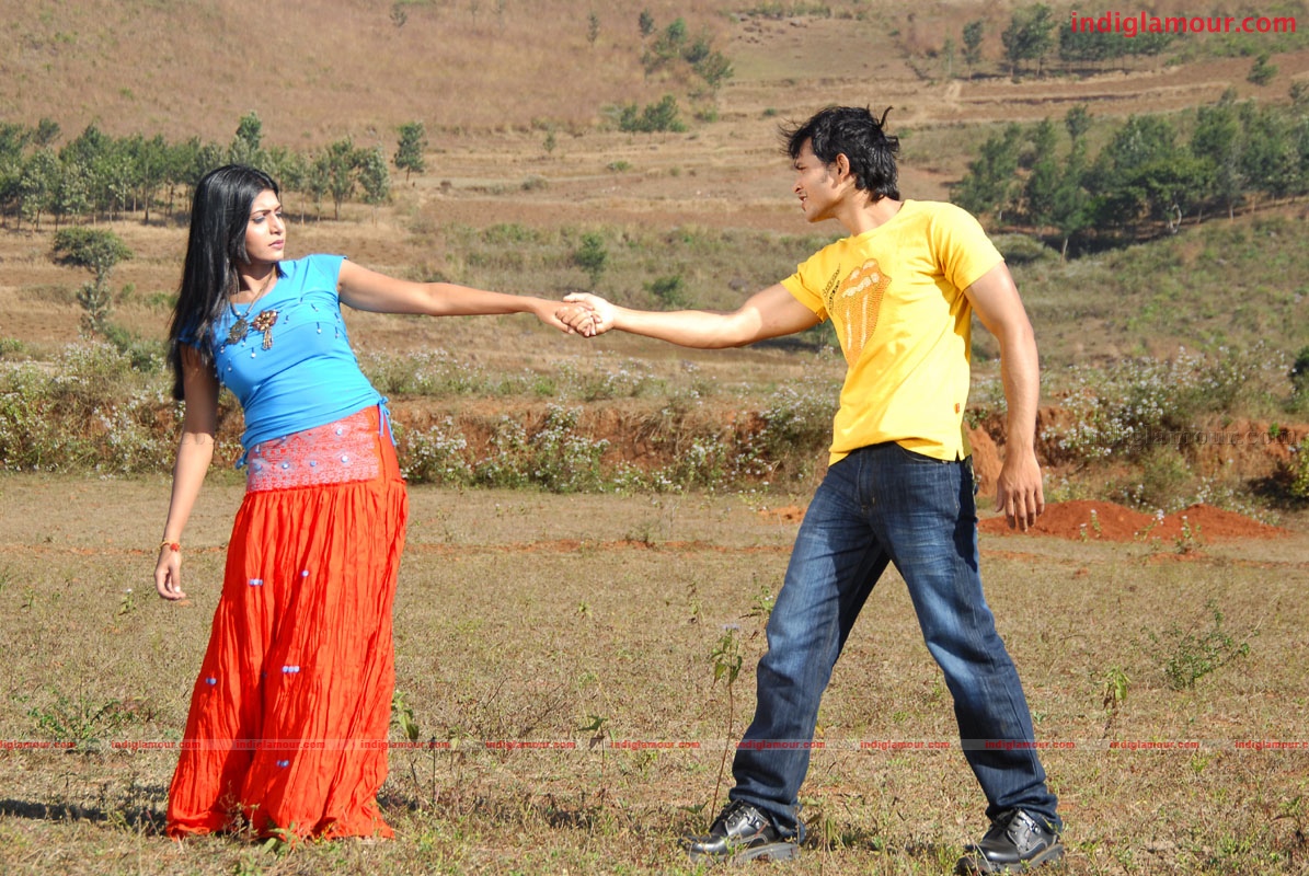 Priyamaina Anjali Movie hd photo