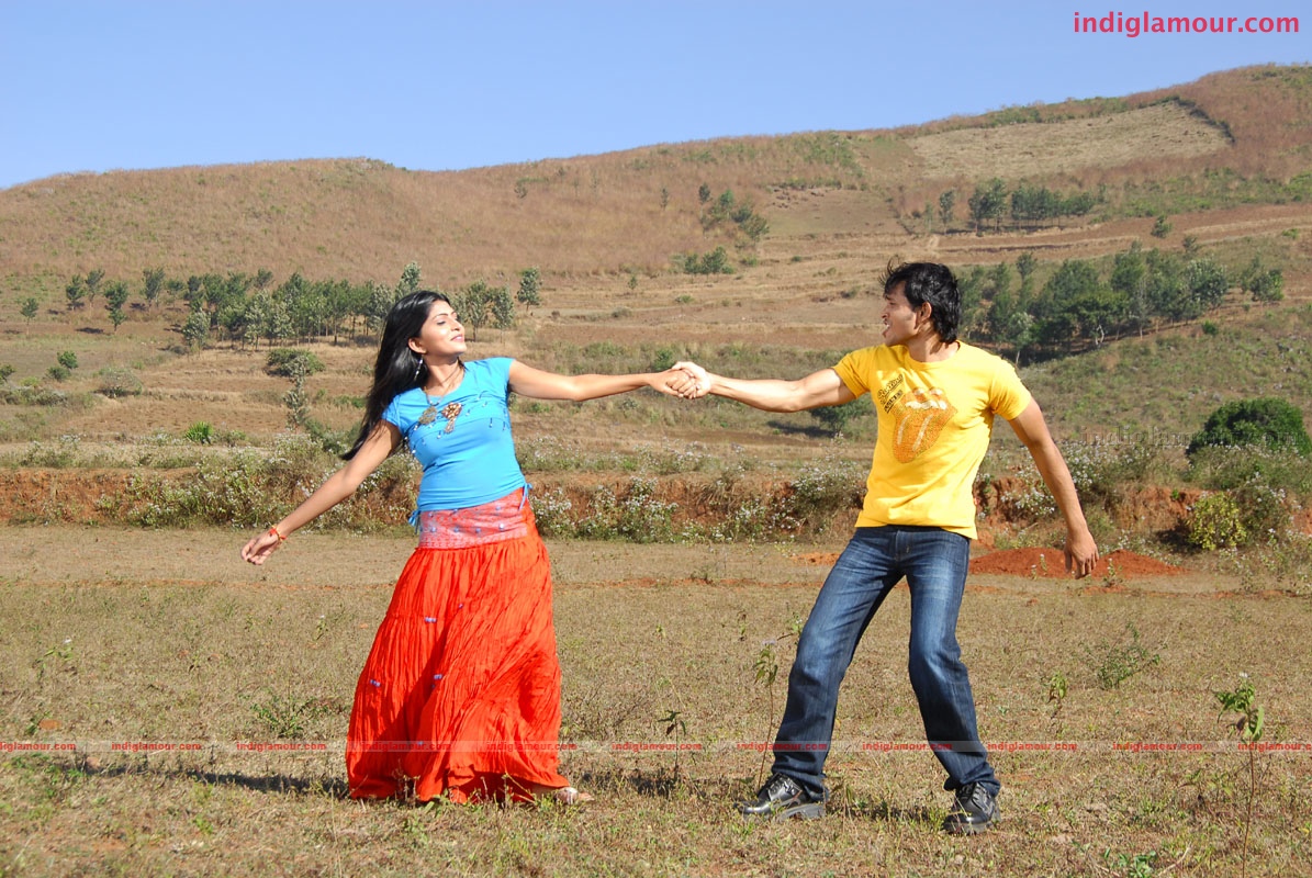 Priyamaina Anjali Movie hd photo