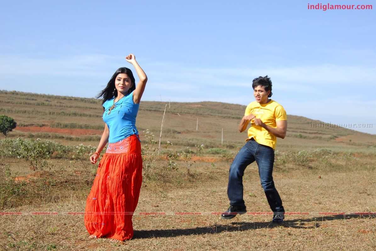 Priyamaina Anjali Movie hd photo