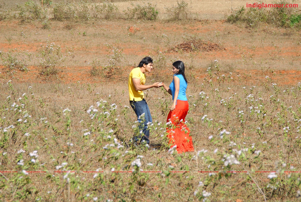 Priyamaina Anjali Movie hd photo