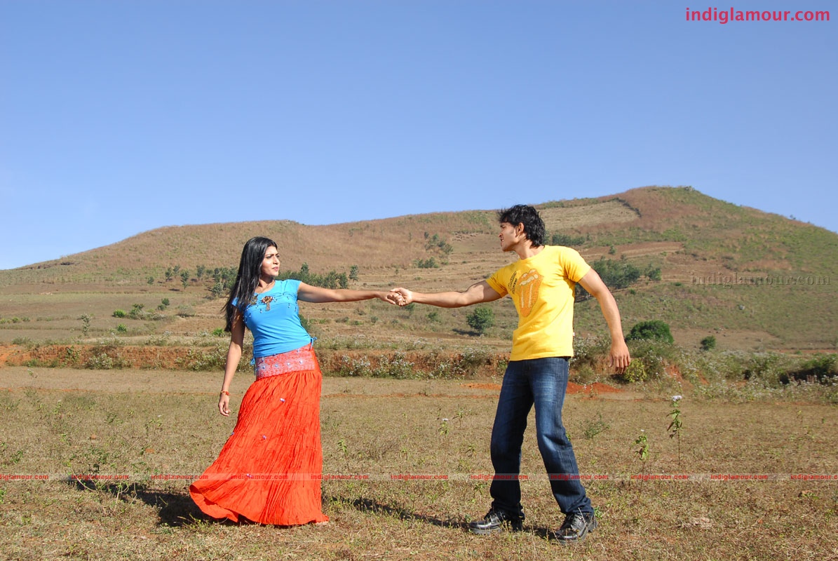 Priyamaina Anjali Movie hd photo