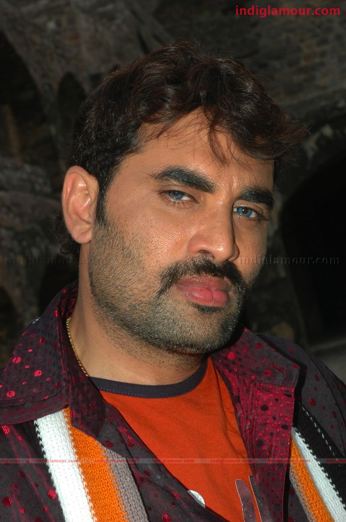 Galli Kurrollu Movie hd photo