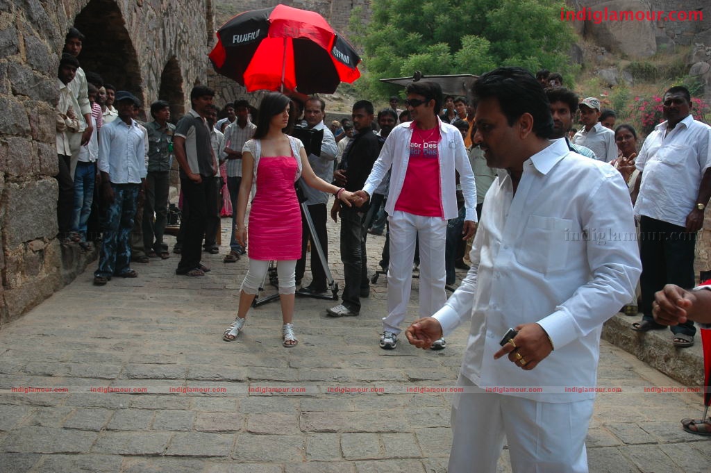 Galli Kurrollu Movie hd photo