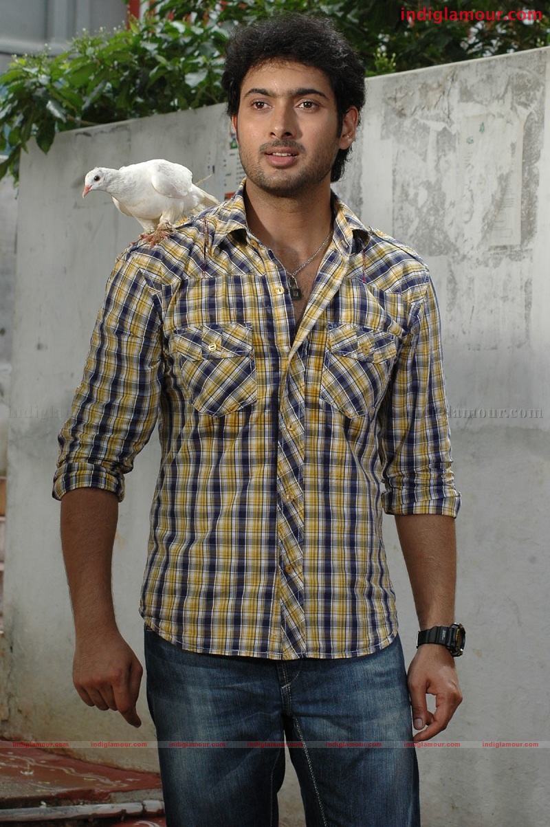 Nuvuekkadaunte Nenu Akkadaunta Movie hd photo