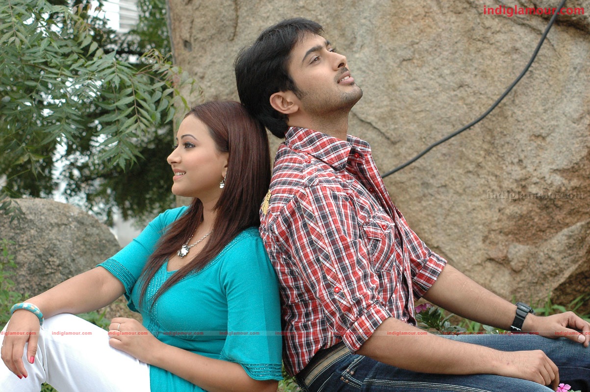 Nuvuekkadaunte Nenu Akkadaunta Movie hd photo