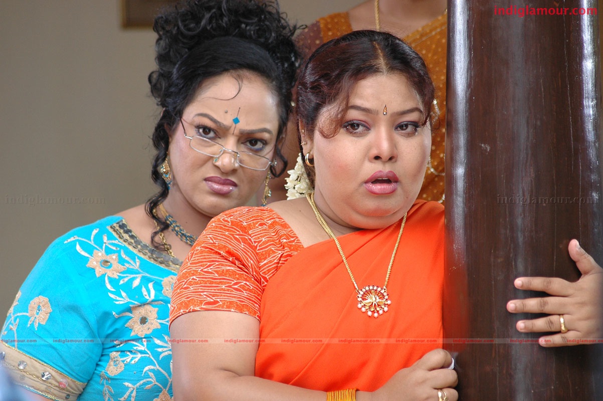 Nuvuekkadaunte Nenu Akkadaunta Movie hd photo