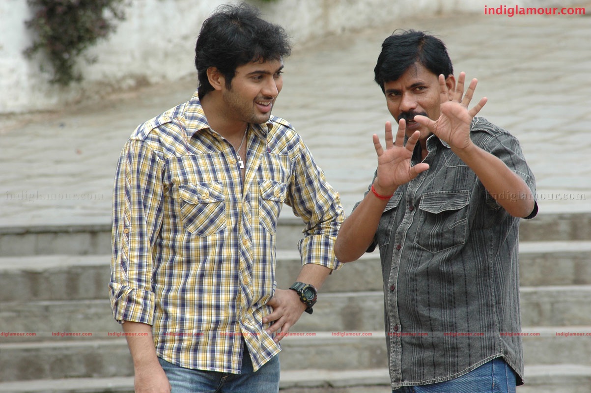 Nuvuekkadaunte Nenu Akkadaunta Movie hd photo