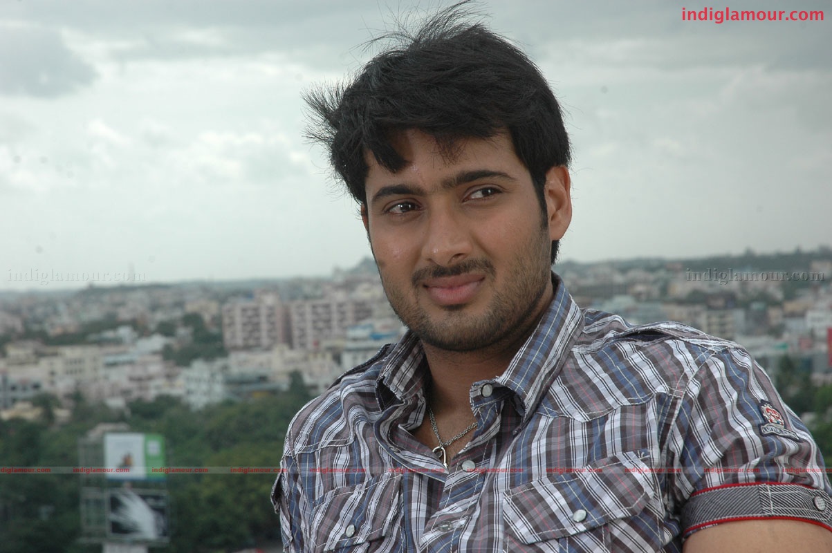 Nuvuekkadaunte Nenu Akkadaunta Movie hd photo