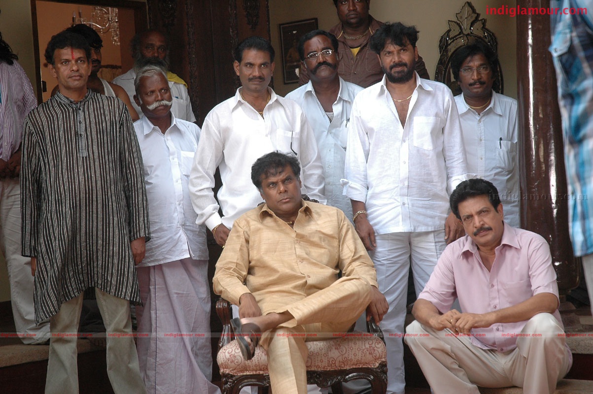 Nuvuekkadaunte Nenu Akkadaunta Movie hd photo