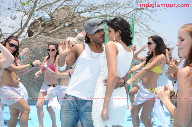Vedam Movie hd photo