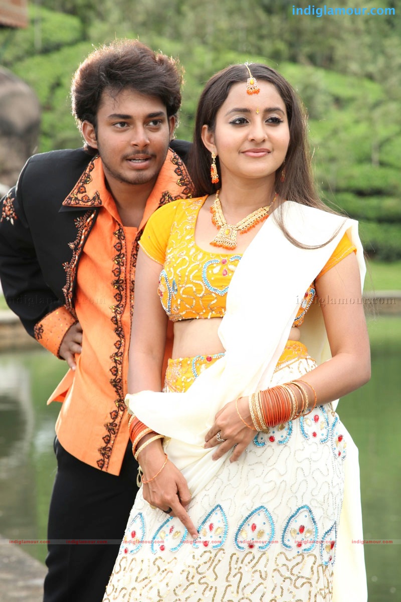 Manchivaadu Movie hd photo