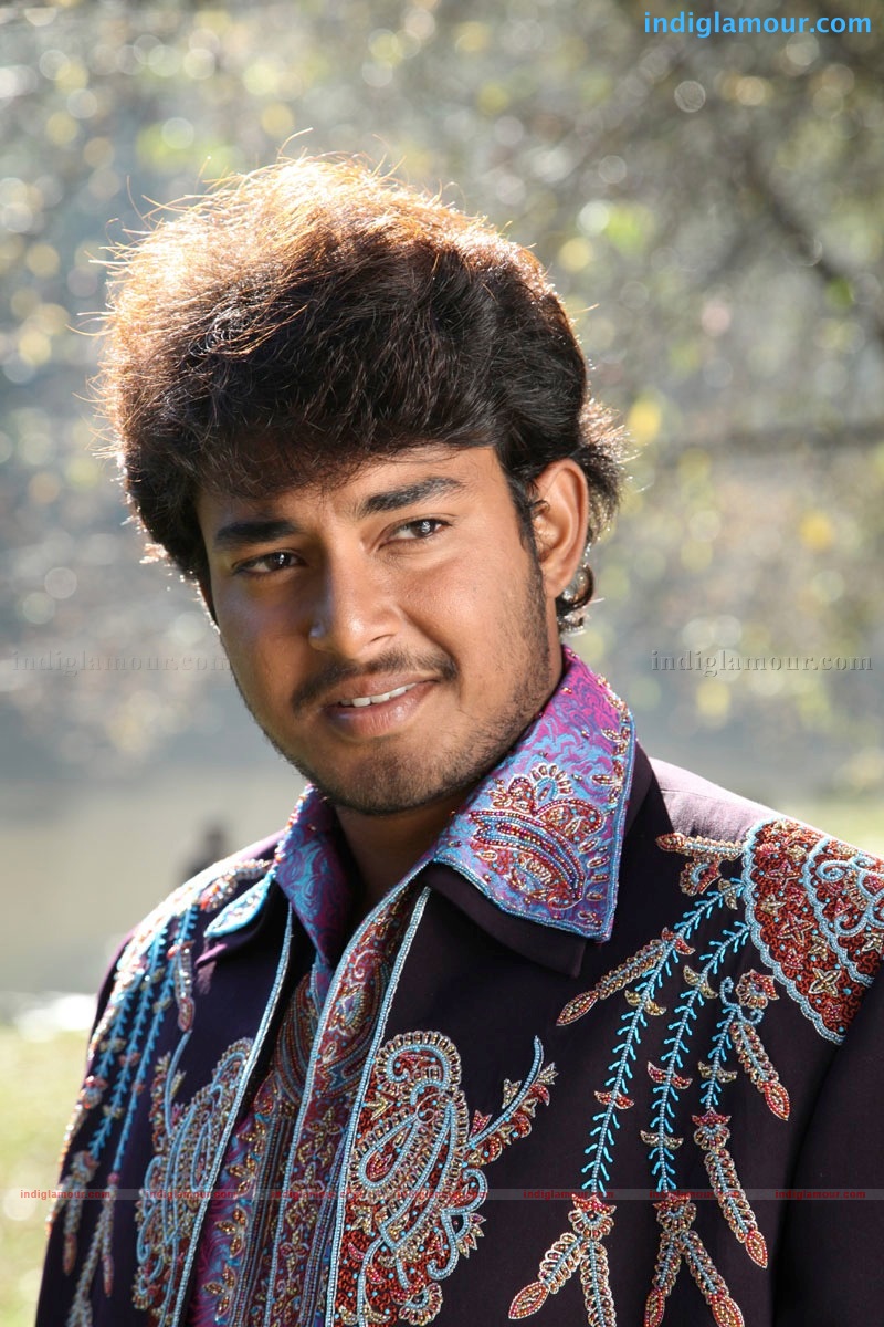 Manchivaadu Movie hd photo