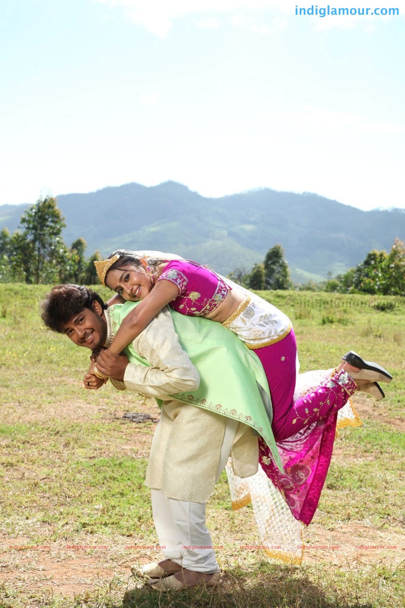 Manchivaadu Movie hd photo