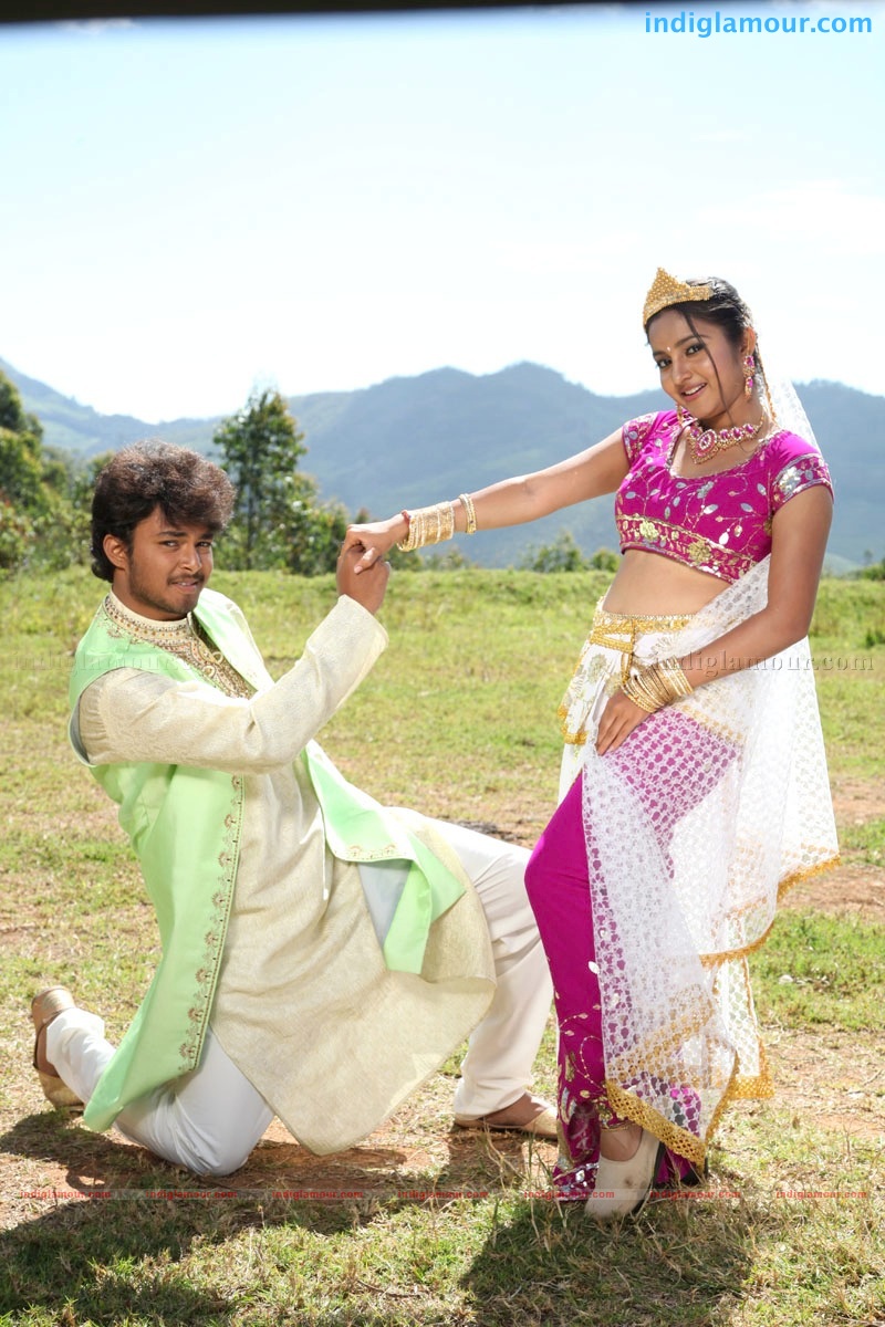 Manchivaadu Movie hd photo