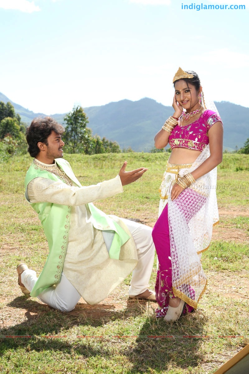 Manchivaadu Movie hd photo
