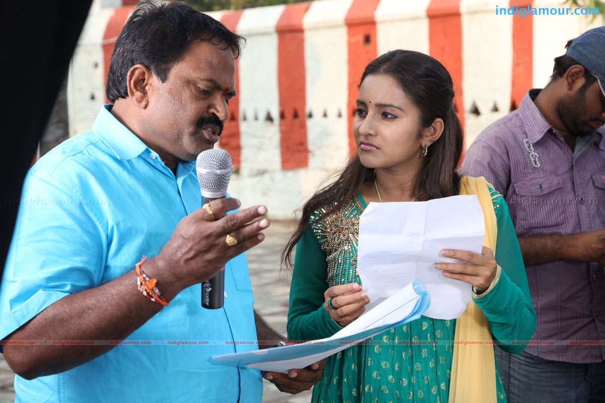 Manchivaadu Movie hd photo