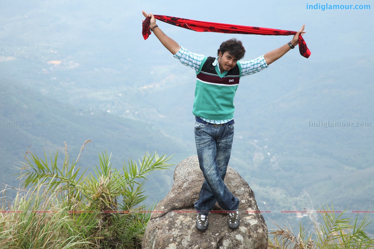 Manchivaadu Movie hd photo