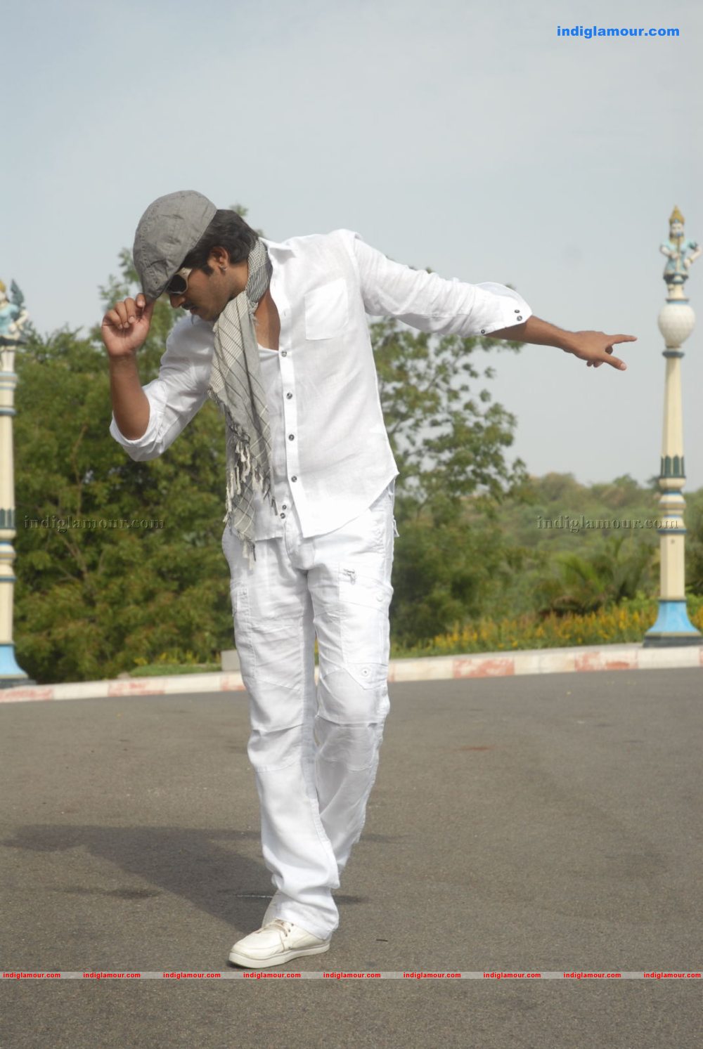 Aakasame Haddu Movie hd photo