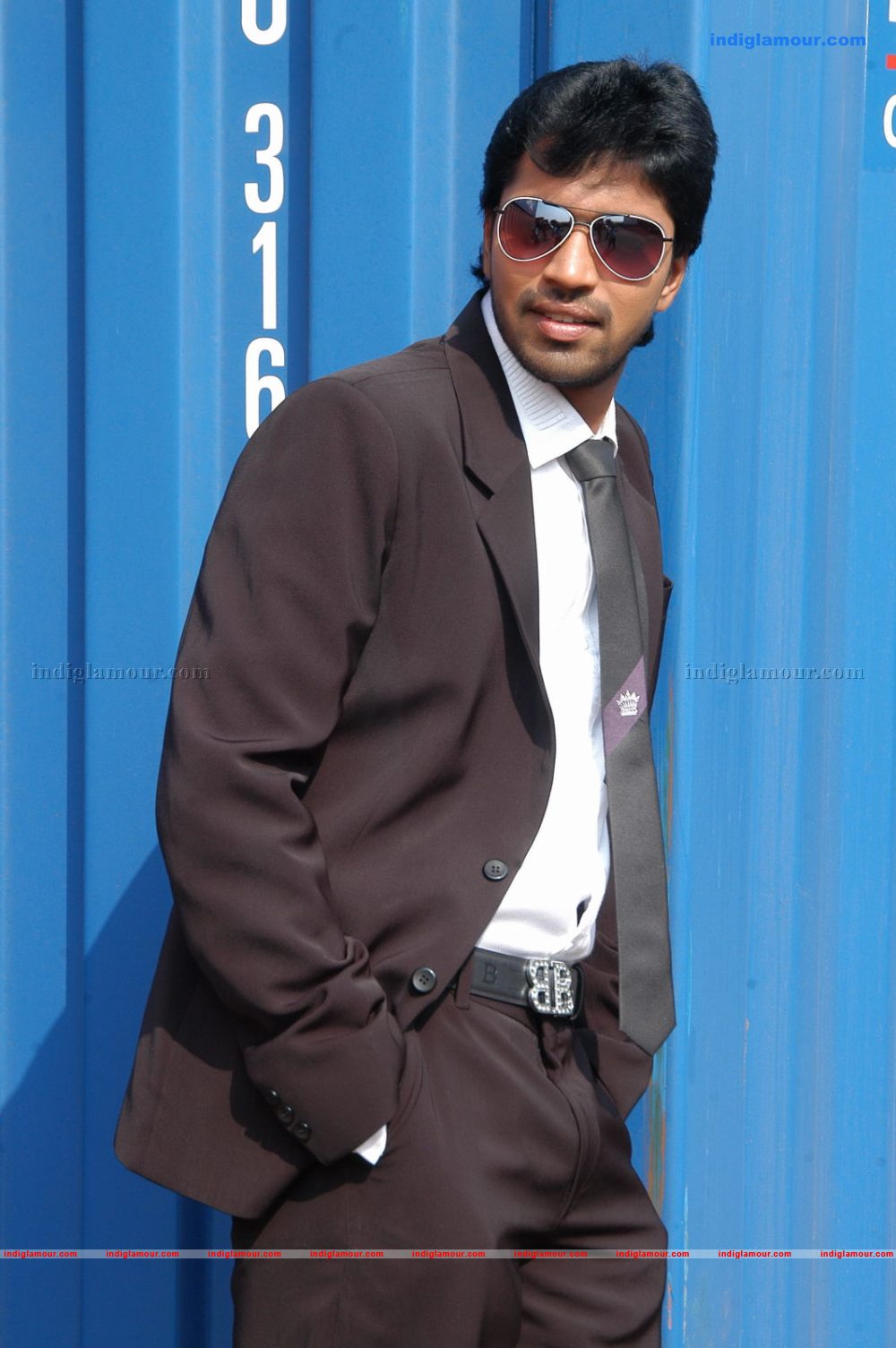 Madatha Kaja Movie hd photo