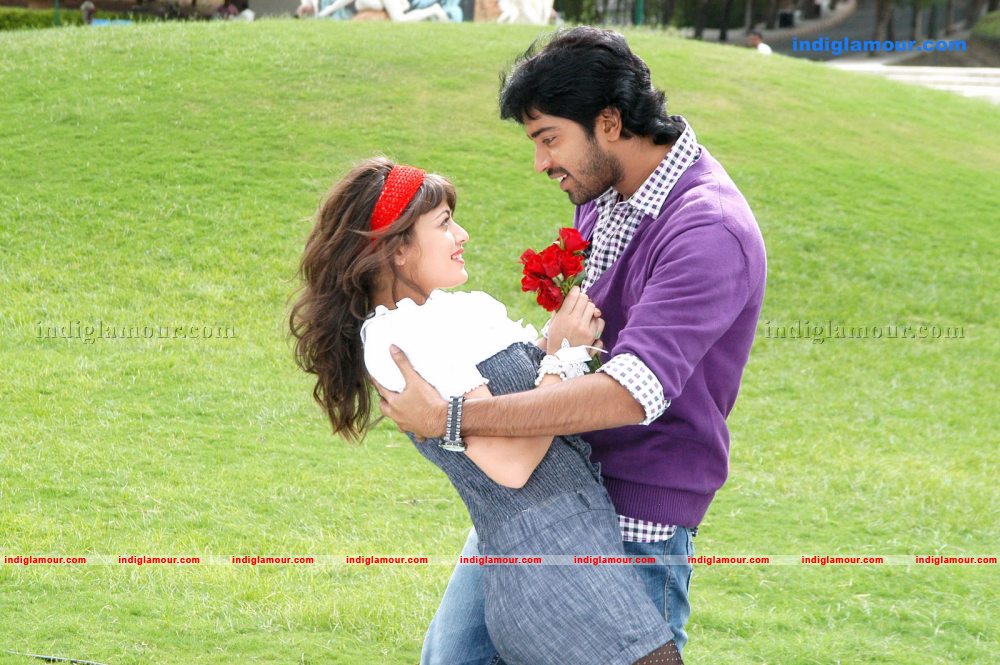 Madatha Kaja Movie hd photo