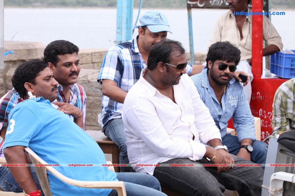 Veedu Teda Movie hd photo