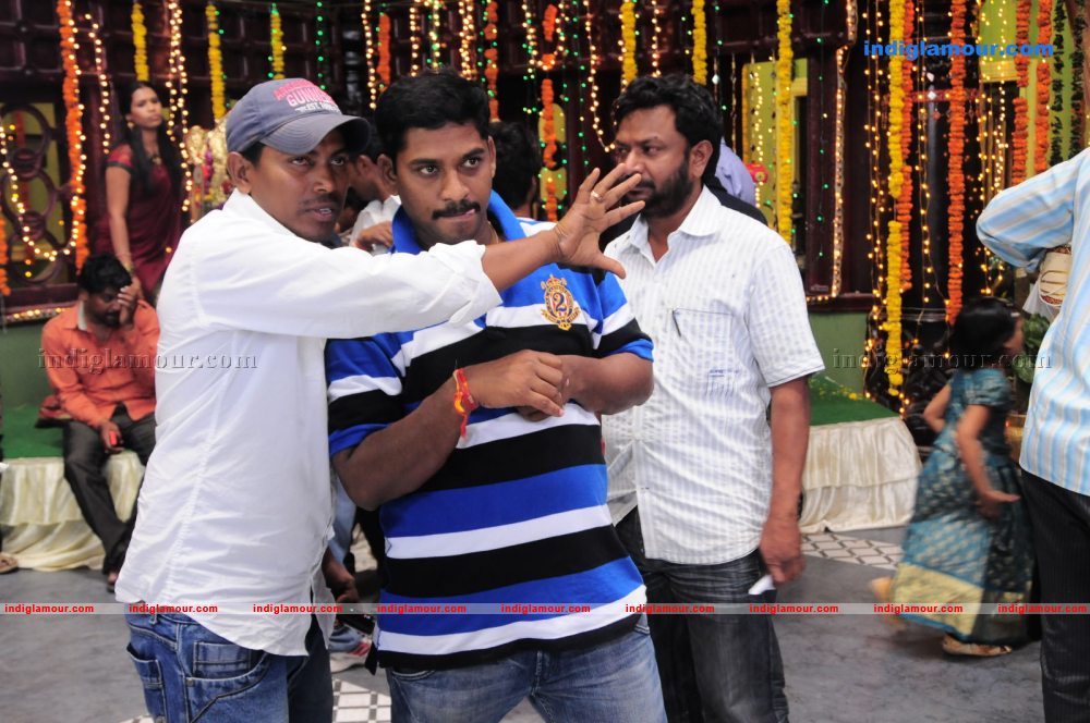 Veedu Teda Movie hd photo