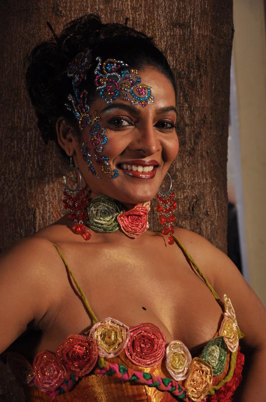 Ammayila Tirugubothu Movie hd photo
