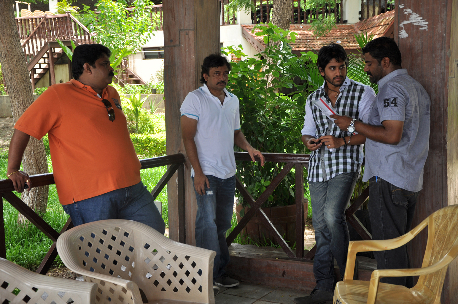 Bejawada Movie hd photo