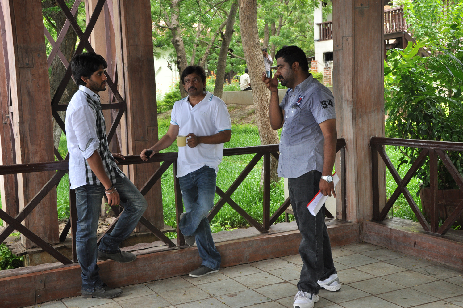 Bejawada Movie hd photo