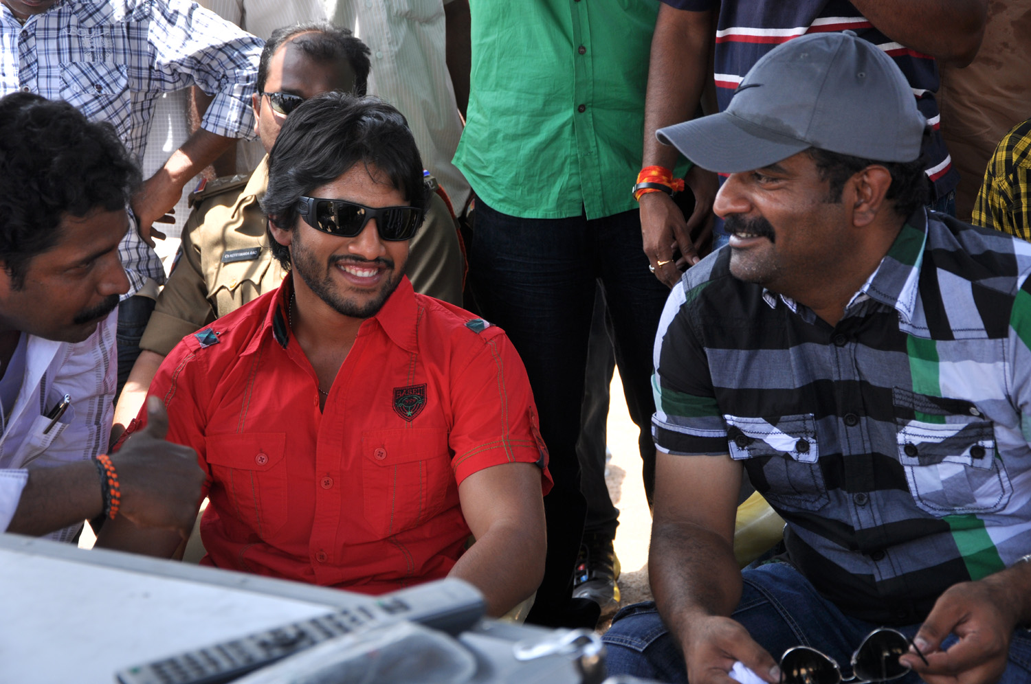Bejawada Movie hd photo