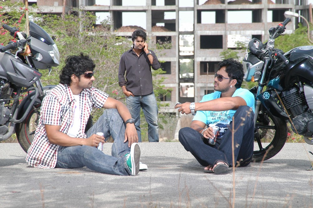 Duniya Movie hd photo