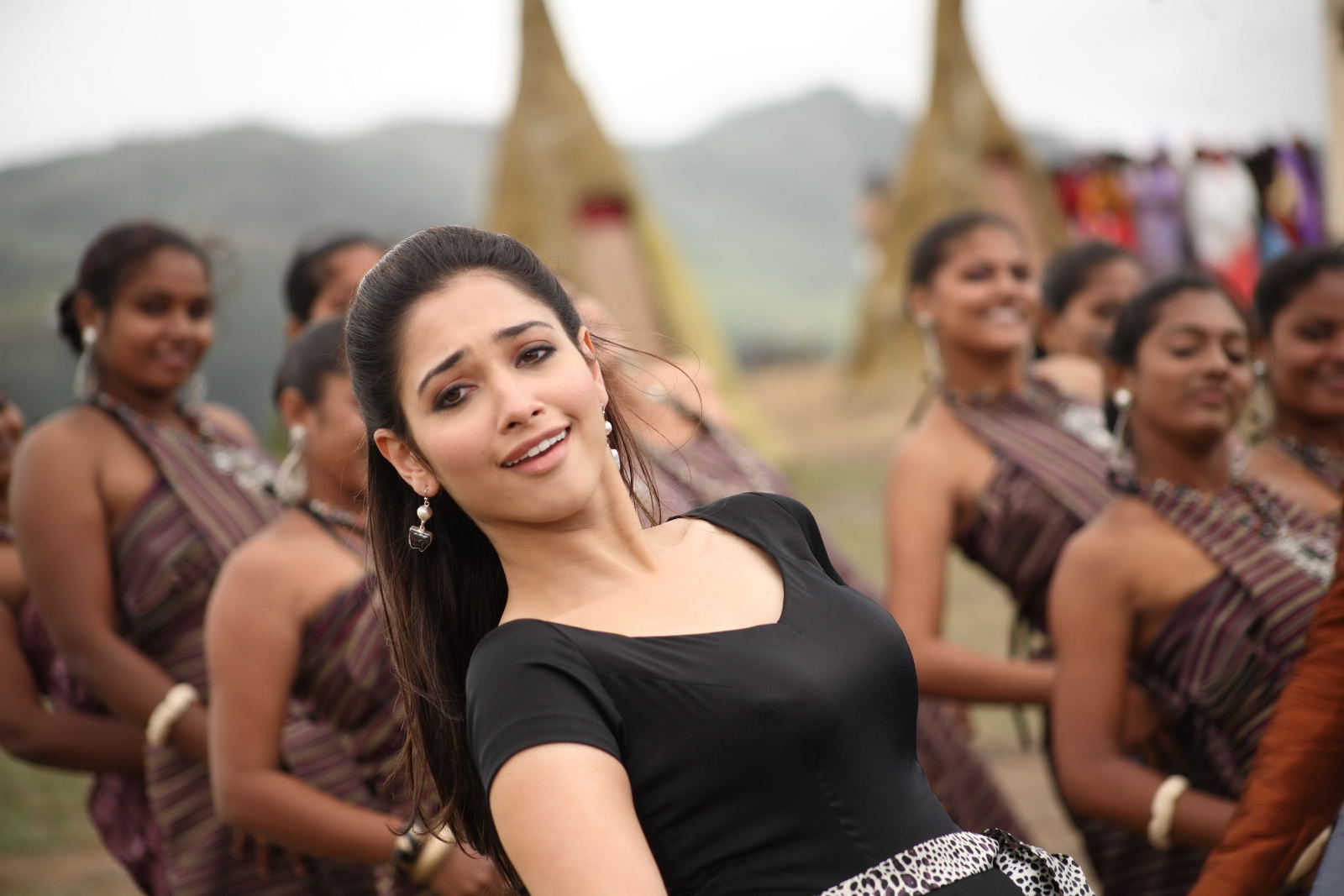 Priya Priyatama Movie hd photo