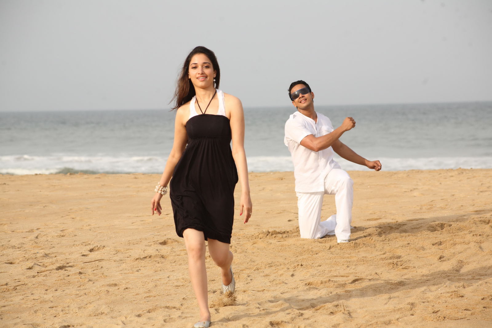 Priya Priyatama Movie hd photo