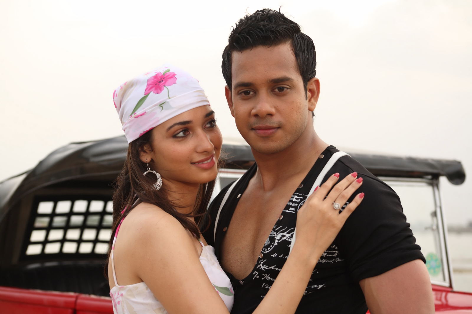 Priya Priyatama Movie hd photo