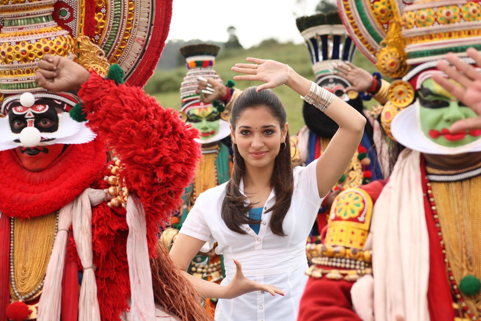 Priya Priyatama Movie hd photo