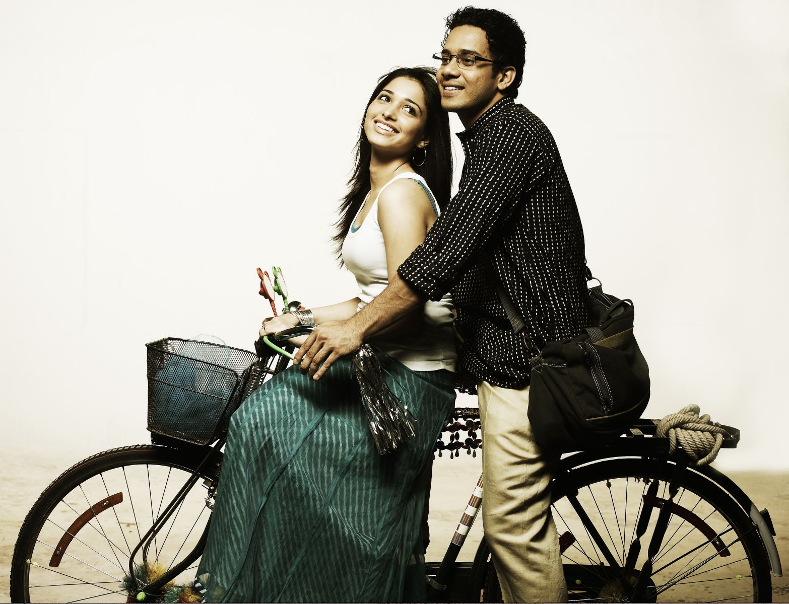 Priya Priyatama Movie hd photo