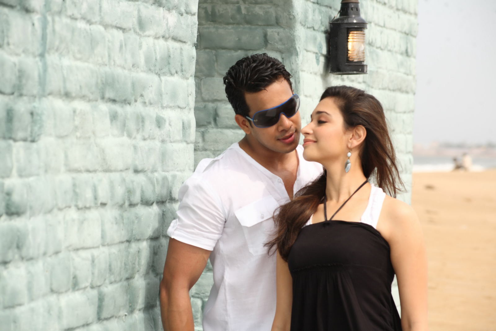 Priya Priyatama Movie hd photo