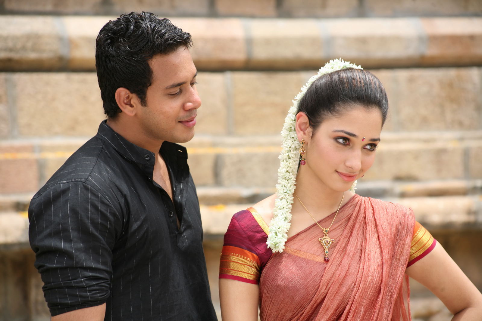 Priya Priyatama Movie hd photo