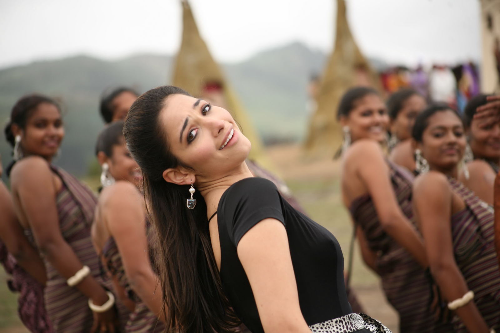 Priya Priyatama Movie hd photo