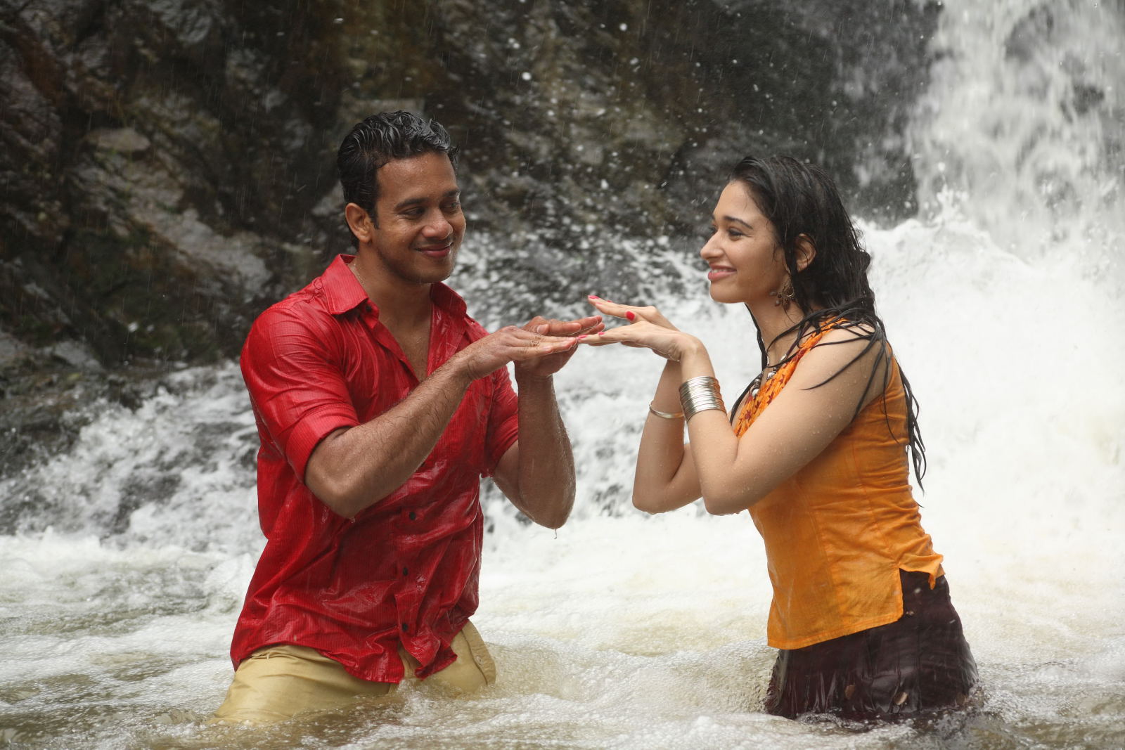 Priya Priyatama Movie hd photo