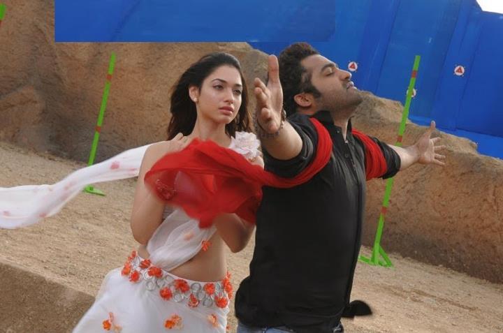 Oosaravelli Movie hd photo