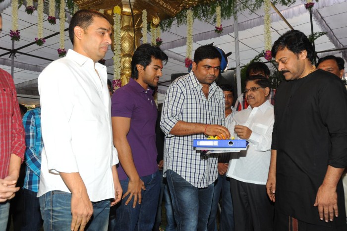 Yevadu Movie hd photo