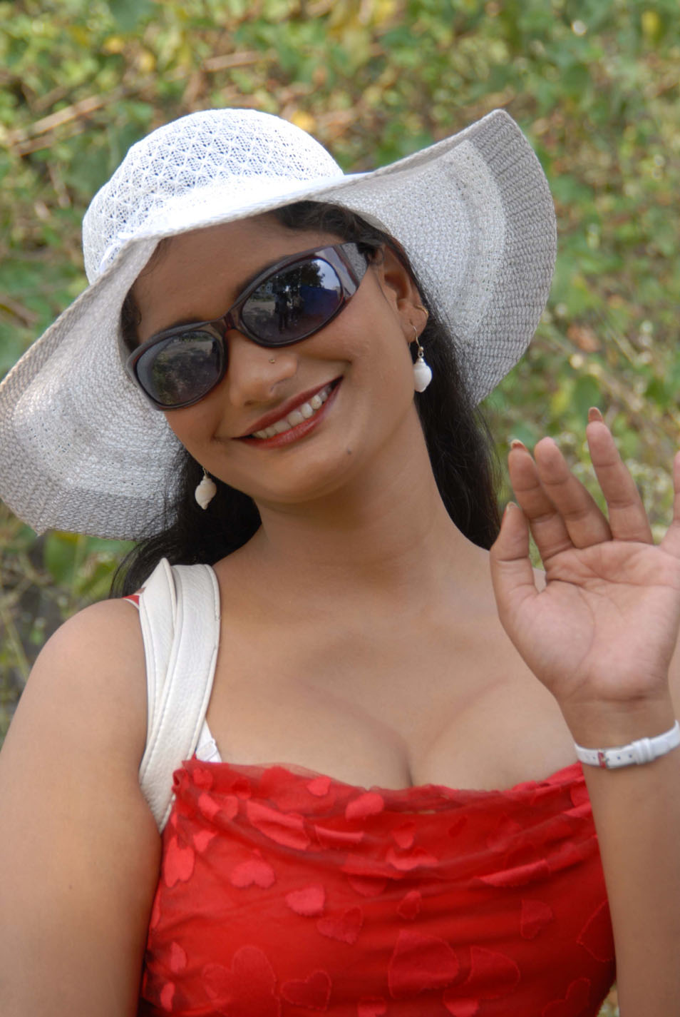 Ring Ring Movie hd photo