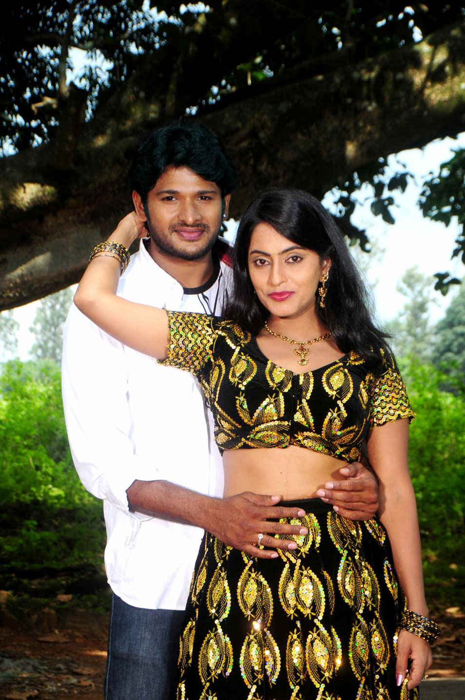 Maa Abbai Engineering Student Movie hd photo