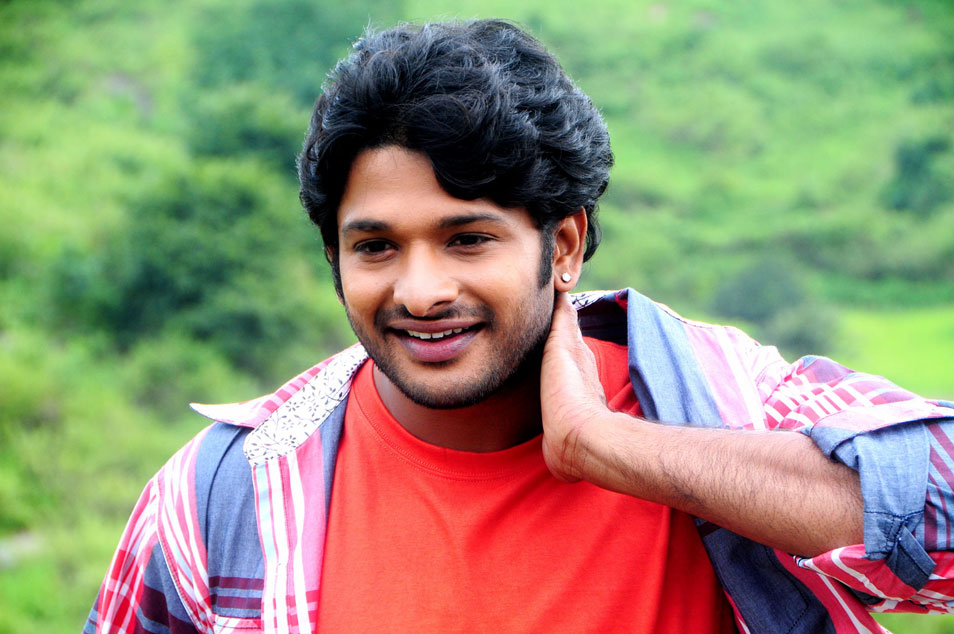 Maa Abbai Engineering Student Movie hd photo