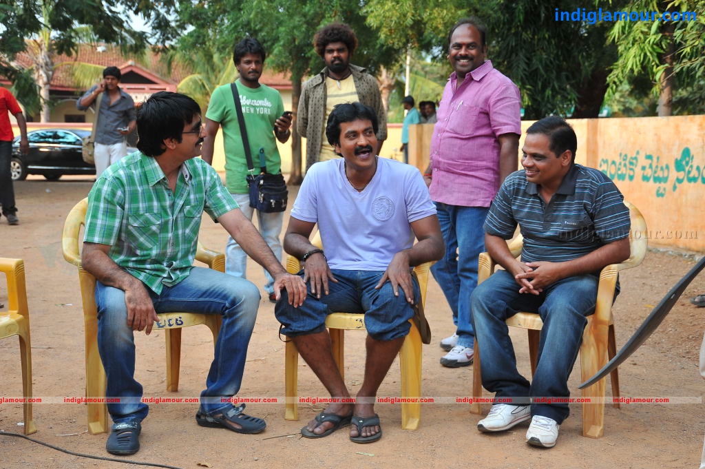 Poola Rangadu Movie hd photo