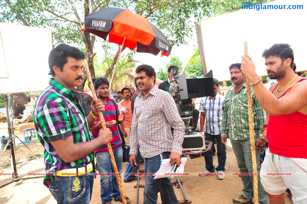 Poola Rangadu Movie hd photo